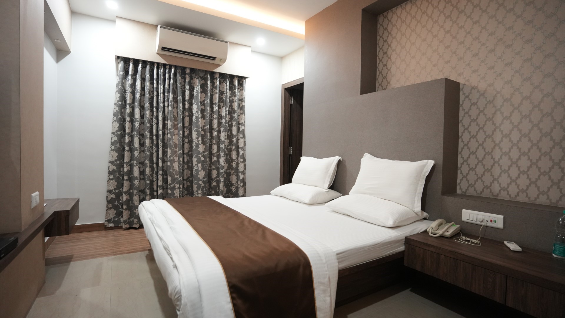 Janki Farms & Resorts Room Section 1